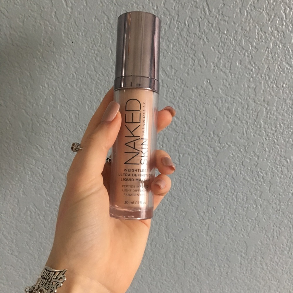 URBAN DECAY NAKED SKIN FOUNDATION